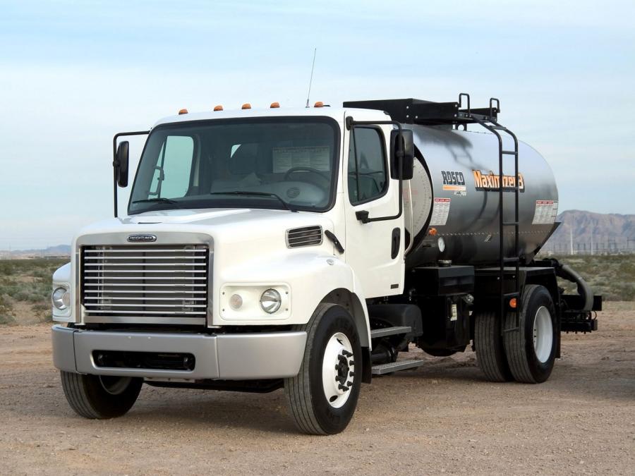 Freightliner Business Class M2 106 V '2004